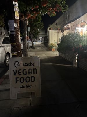 So lovely out front  at Rascal's in Santa Barbara