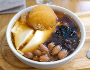 Tofu Flower at Graines du Jour in Paris