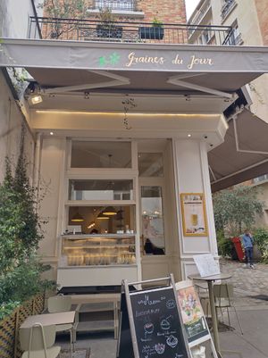 Exterior at Graines du Jour in Paris