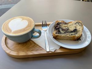 Almond milk cappuccino and babka at Graines du Jour in Paris
