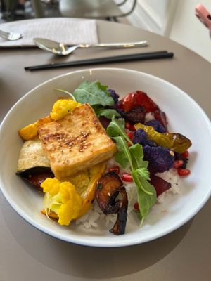 dish of the day at Graines du Jour in Paris