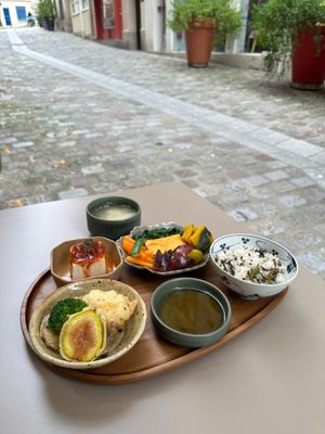 health is wealth at Graines du Jour in Paris