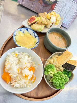 Yummy at Graines du Jour in Paris