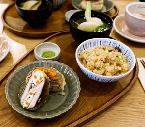 Shiitake stuffed with tofu + Rice + broth at Graines du Jour in Paris