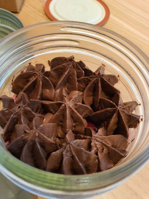 Dark Chocolate top ~  21/4/21 at Locaba in Central Singapore