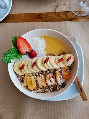 Brunch at Organic Jungle in Gran Canaria