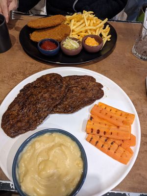 Junk beef plate. Doesn't look impressive but it was very tasty. Highly recommended at Junk Vegan in Ankara