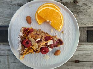 Raspberry almond orange cake at Orðakaffi in Akureyri
