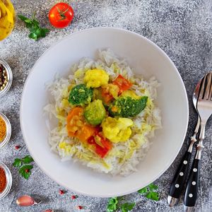 Caril de Legumes at Miss Bean in Porto