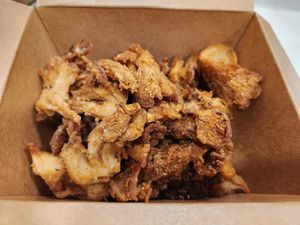 Crispy oyster mushrooms calamari at Monster Vegan in Philadelphia