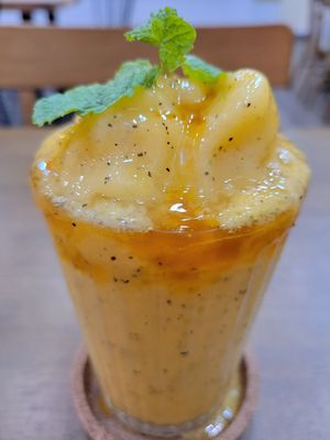 Mango passionfruit shake #Veganuary at Carrots The Vegan Kitchen in Bangkok