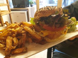 "Fish" burger at Chez Gaïa in Chambery