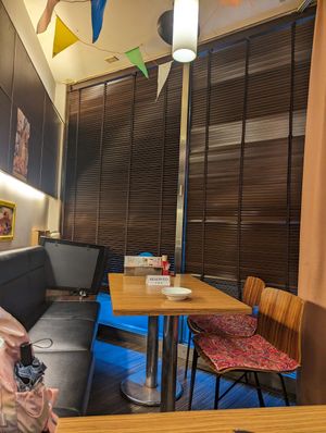  at Shimiran Thai Food Cafe in Tokyo