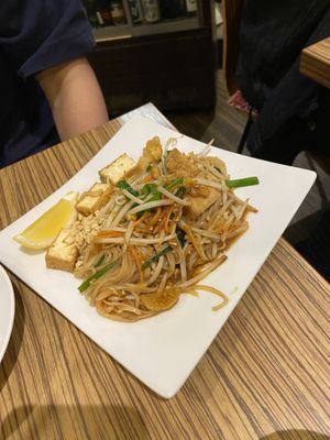Pad thai  at Shimiran Thai Food Cafe in Tokyo