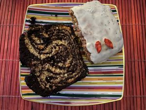 "Gâteau citron pavots & marbré chocolat vanille" at La Dame au Cerf in Nice