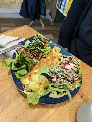  at La Dame au Cerf in Nice