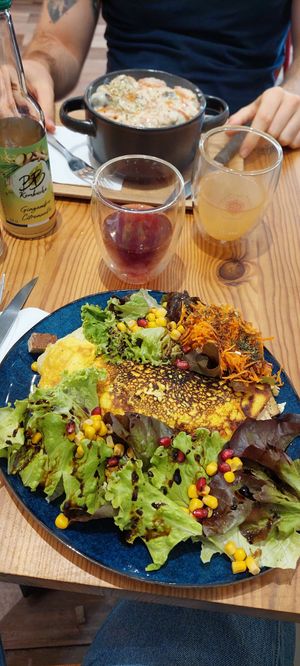 Omelette and Blanquette at La Dame au Cerf in Nice