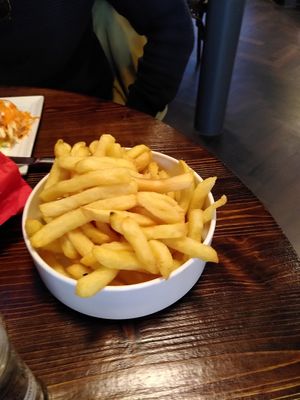 Fries (you can ask them "a la Volonté") at The Huggy's Bar - Namur in Namur