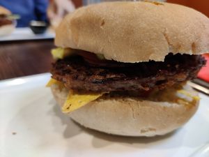 Burger guacamole at The Huggy's Bar - Namur in Namur