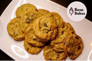 Chocolate chip cookies at Rosa Bakes in Chantilly