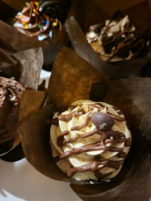  at Rosa Bakes in Chantilly