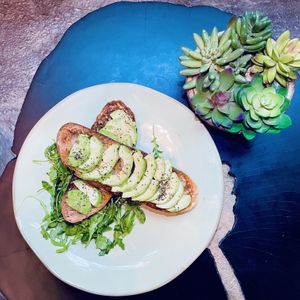 OG Avocado Toast 💚 #Veganuary at El Avocado in La Jolla