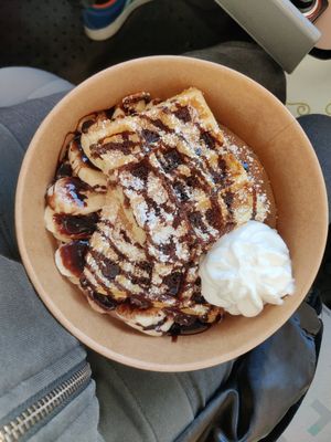 Belgian Waffles at Mono Cafe in Munich