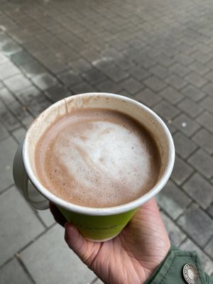 heiße schokolade   at Mono Cafe in Munich