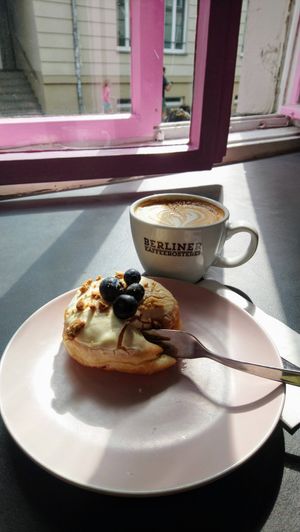 blueberry cheesecake at Sammy's Berliner Donuts in Berlin