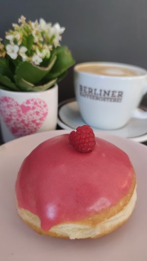 raspberry at Sammy's Berliner Donuts in Berlin