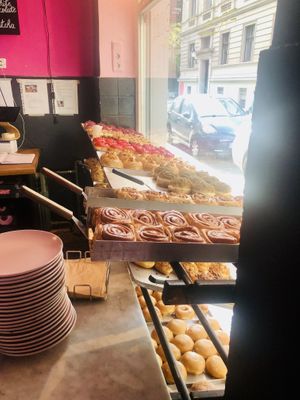 Window display   at Sammy's Berliner Donuts in Berlin