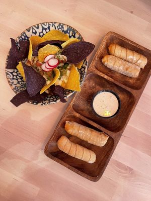 Nachos y tequeños veganos   at Chiwawa Cantina in Gran Canaria