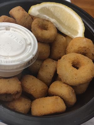 Trumpet mushroom calamari at Willow Vegan Bistro in New York City