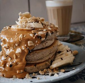 Vegan pancakes at Café Com Calma in Lisbon