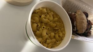 Mac and cheesee  at Spacecat V-stro in Ferndale