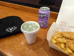 Mushy peas and obligatory D&B 😁 at Mr Chippy in York