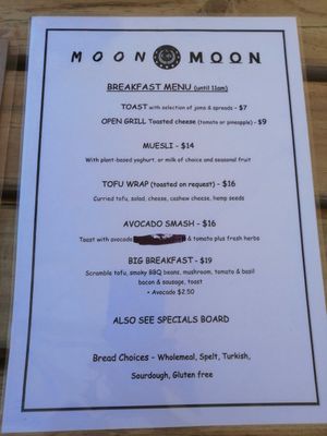 Breakfast menu at Moon To Moon in Mount Victoria