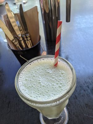 Spearmint milkshake at Moon To Moon in Mount Victoria