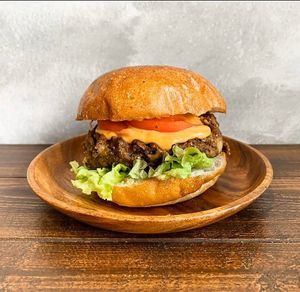 ヴィーガンバーガー at Sonu Sonu in Fukuoka