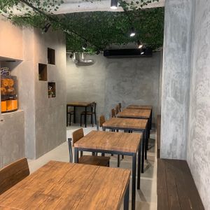 店内 at Sonu Sonu in Fukuoka