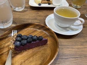 Blueberry cake  at Sonu Sonu in Fukuoka