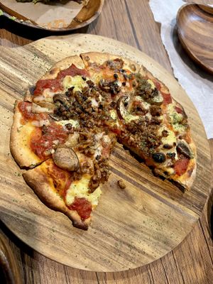 Cheese pizza #Veganuary at Sonu Sonu in Fukuoka