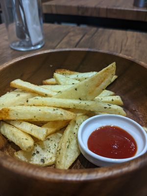 Fries at Sonu Sonu in Fukuoka