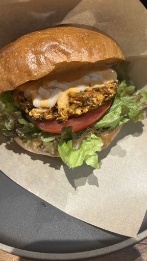 Cheeseburgerr  at Sonu Sonu in Fukuoka