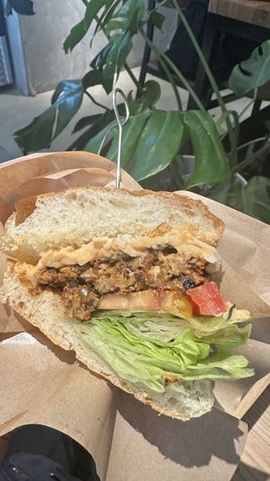 Cheese hamburger   at Sonu Sonu in Fukuoka