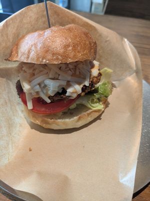 Cheese burger at Sonu Sonu in Fukuoka