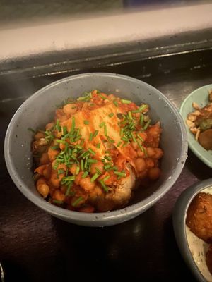 Cauliflower with sweet-sour chickpeas  at Superkelly in Ghent