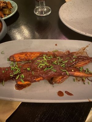 Carrot with chocolate-barbecue sauce  at Superkelly in Ghent