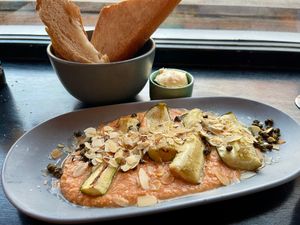 Courgette / romesco / kappertjes / amandel at Superkelly in Ghent