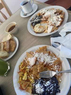 Chilaquiles vegano y chilaquiles vegetariano  at El Sabor de Anita - Maybe closed in Guadalajara